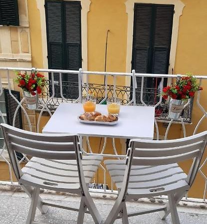 La Nena Appartamenti La Spezia Exteriör bild